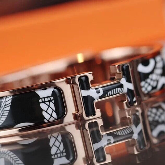 18K Clic H Panoplie Equestre Black Bracelet