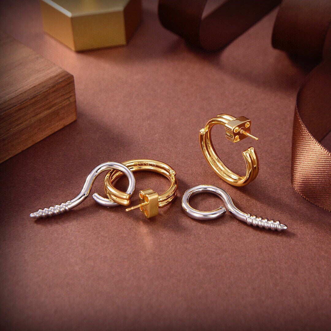 18K BB Screw Earrings