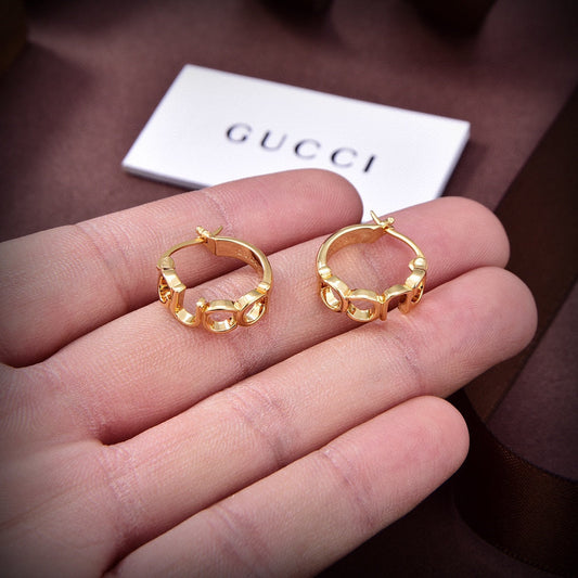 18K Double G Script Earrings