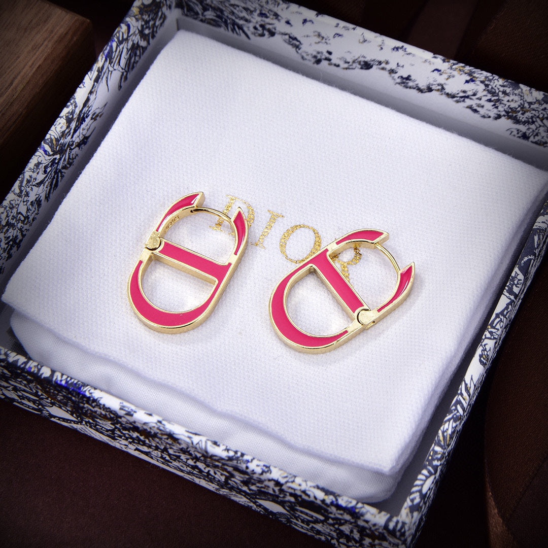 18K CD 30 Montaigne Rani Pink Earrings