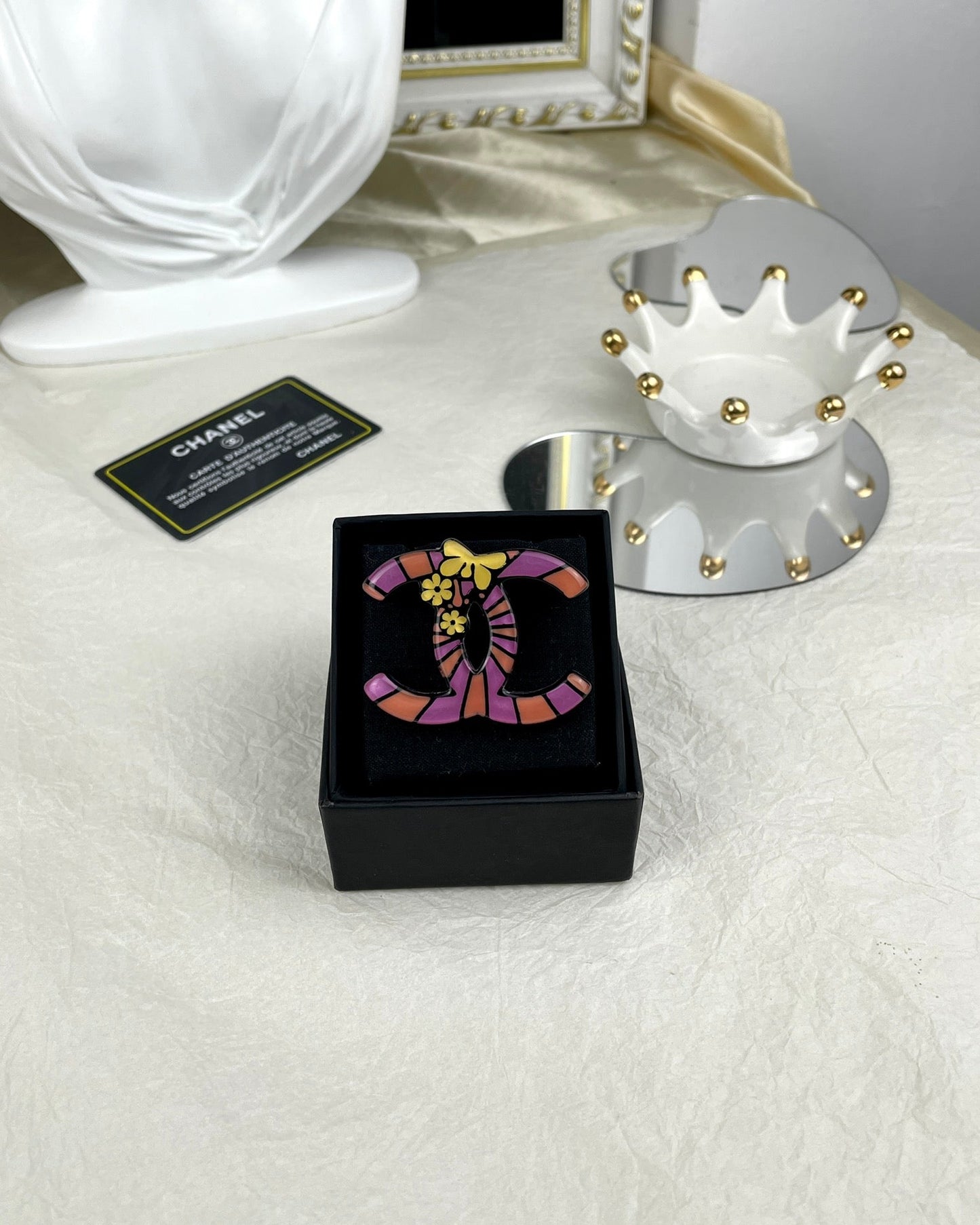 18K CC Pink Resin Brooch