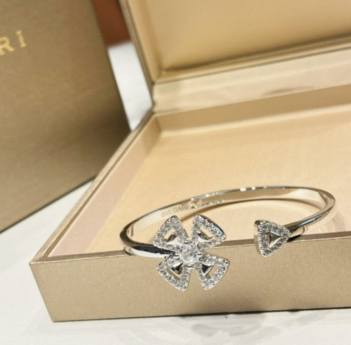 18K Fiorever Diamonds Bracelet