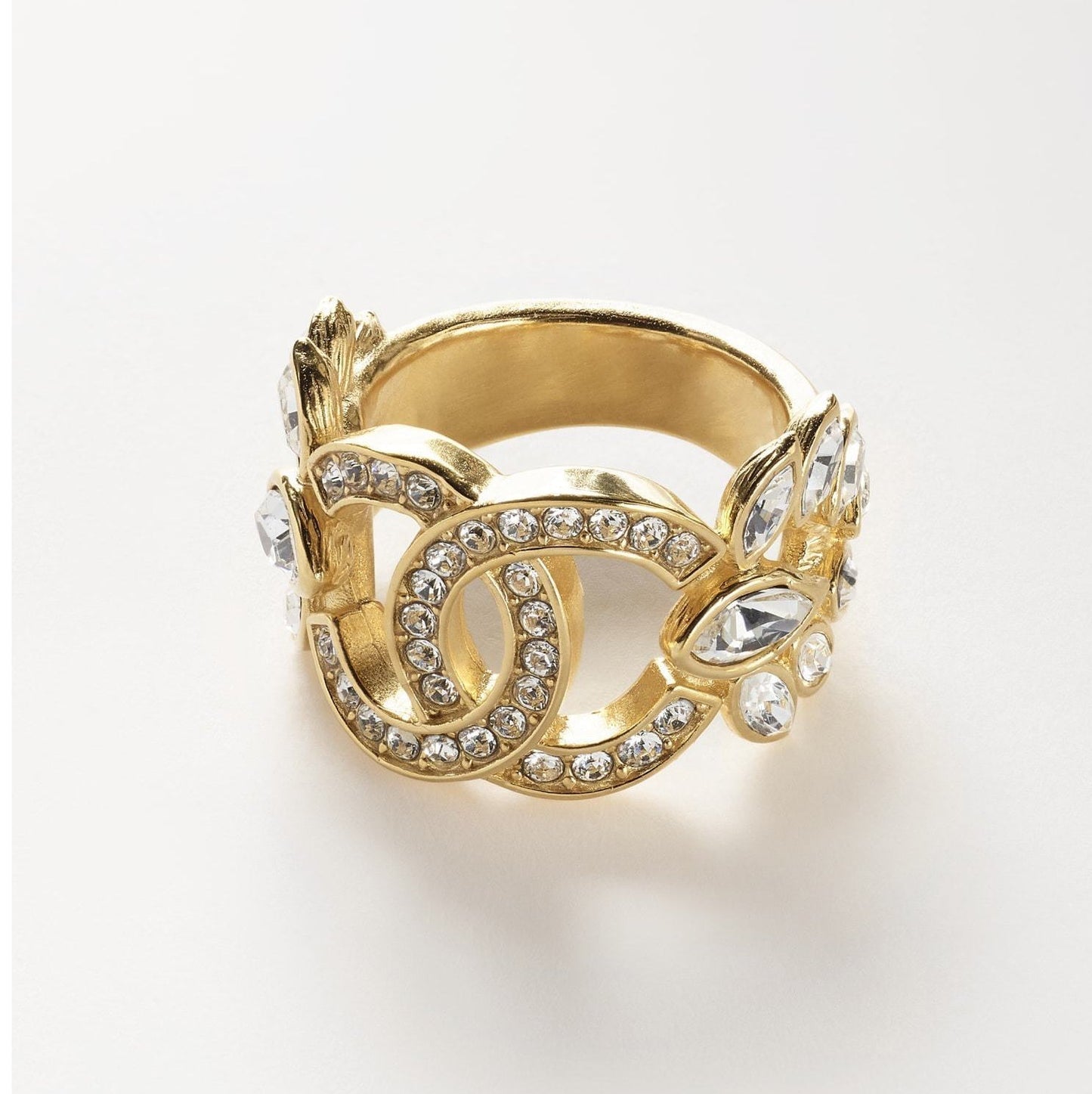 18K CC Flower Crystals Ring