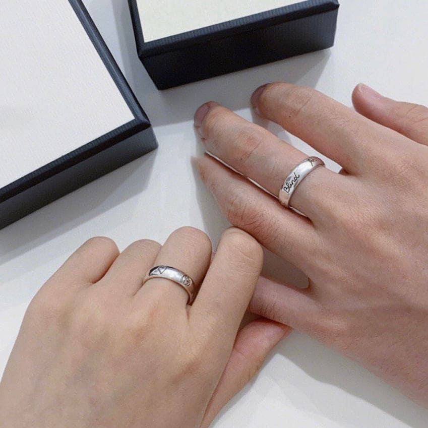 GG Blind For Love Ring