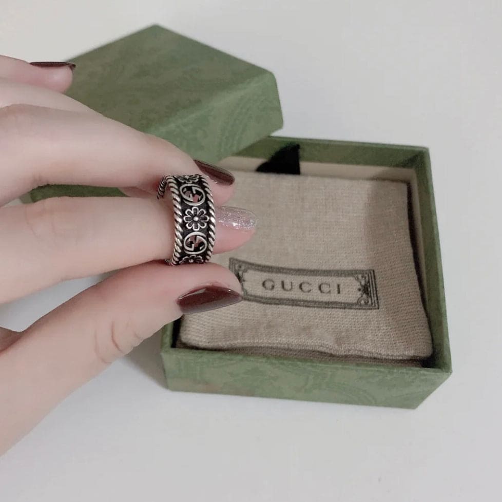 GG Aged Sterling Silver Interlocking G Flower Ring