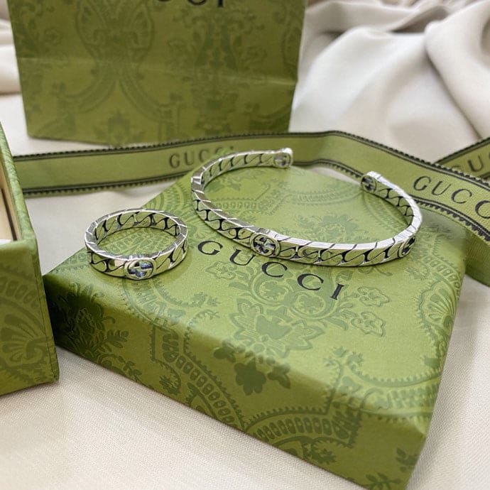 GG Interlocking G Cuff Bracelet