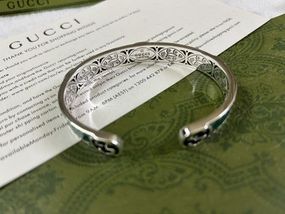 GG Interlocking G Bangle Bracelet