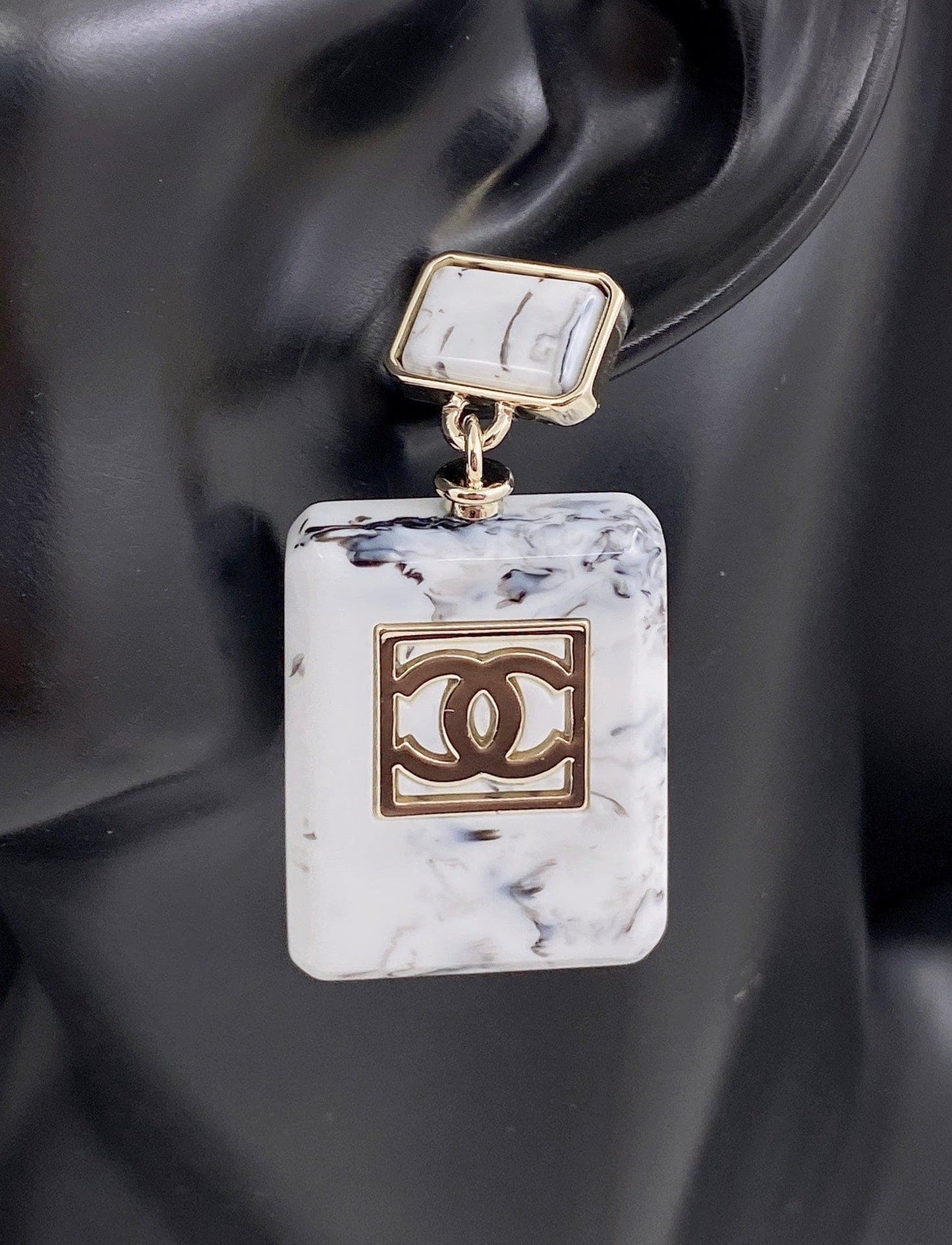 18K CC Eternal No¡ã5 Earrings