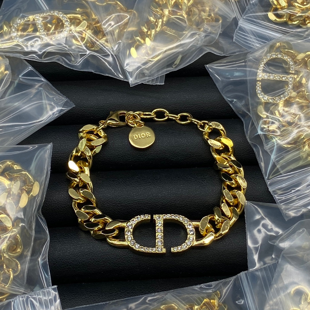 18K CD 30 Montaigne Diamond Bracelet