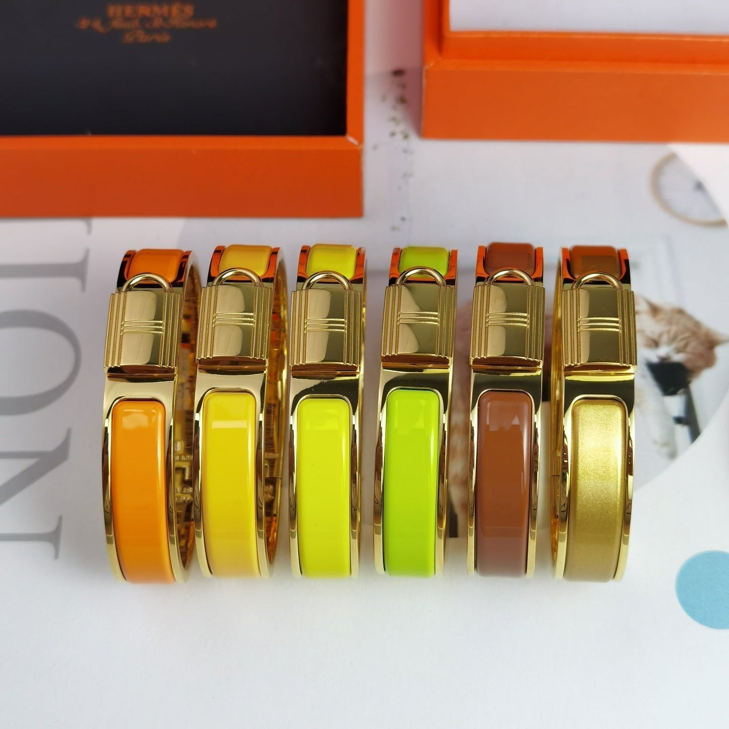 18K Clic Cadenas Yellow H Bracelet