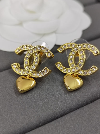 18K Classic CC Diamond Heart Earrings