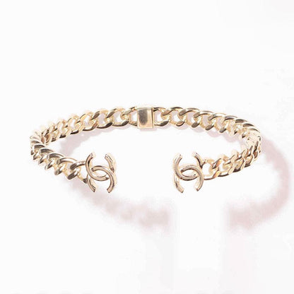 18K Interlocking CC Cuff Logo Choker Necklaces