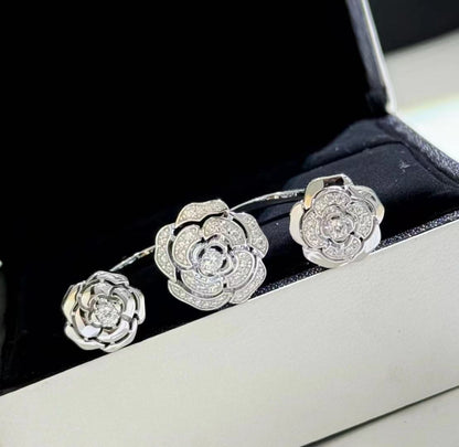 18K CC Extrait De Cam¨¦lia Transformable Ring