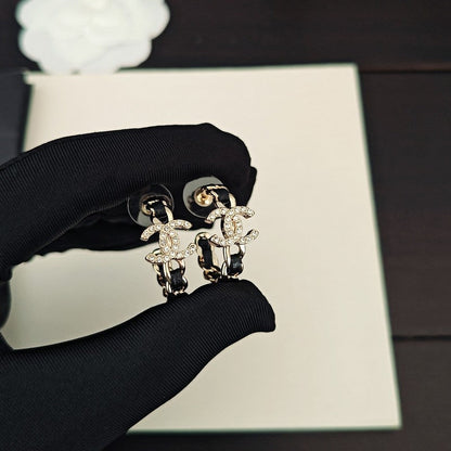 18K CC Diamond Cirle Leather Earrings