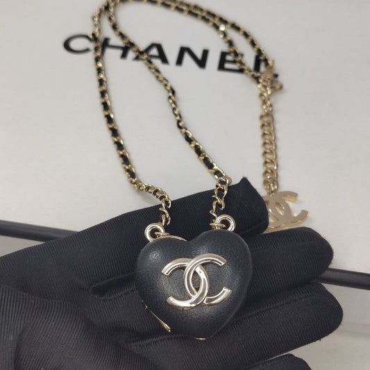 18K CC Black Heart Gold Necklace