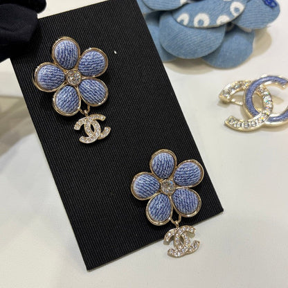 18K CC 26C Blue Camellia Earrings