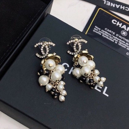 18K CC Black & White Pearl Gold Earrings