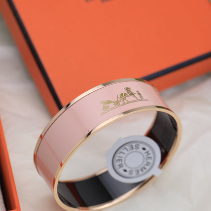 18K Enamel Cal¨¨che Wide Bangle H Bracelet