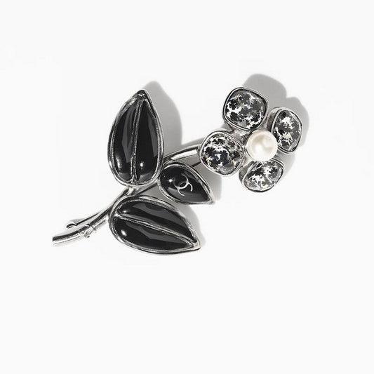 18K CC Black Four Leaf Clover Crystal Brooch