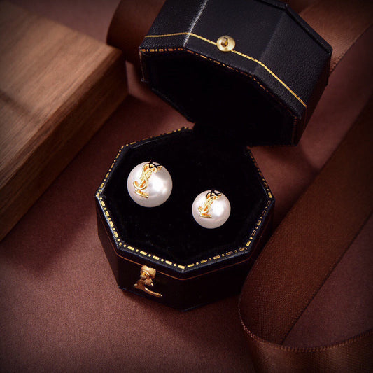 18K Saint Pearl Earrings