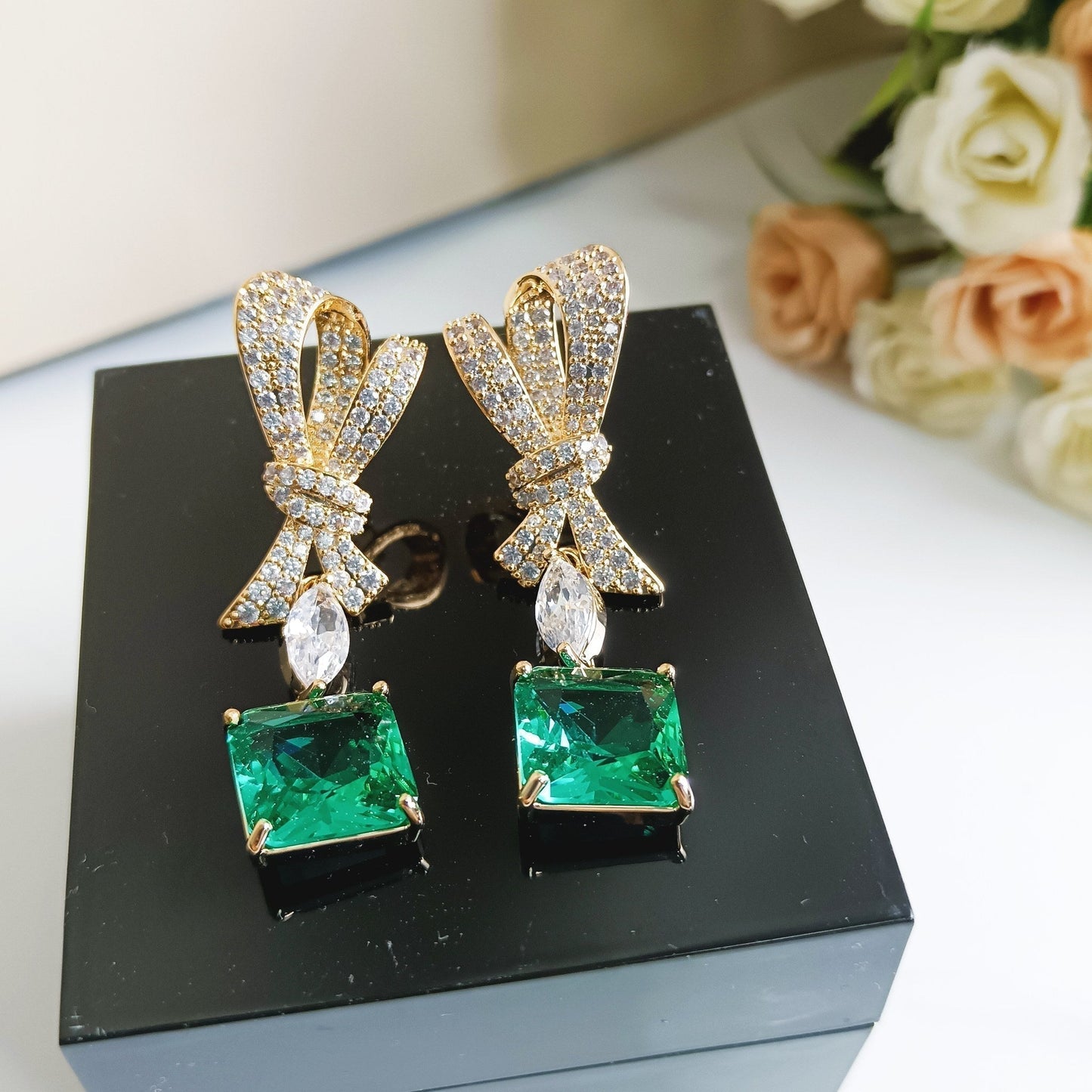 18K BV Magnificent Inspirations Green Crystals Earrings