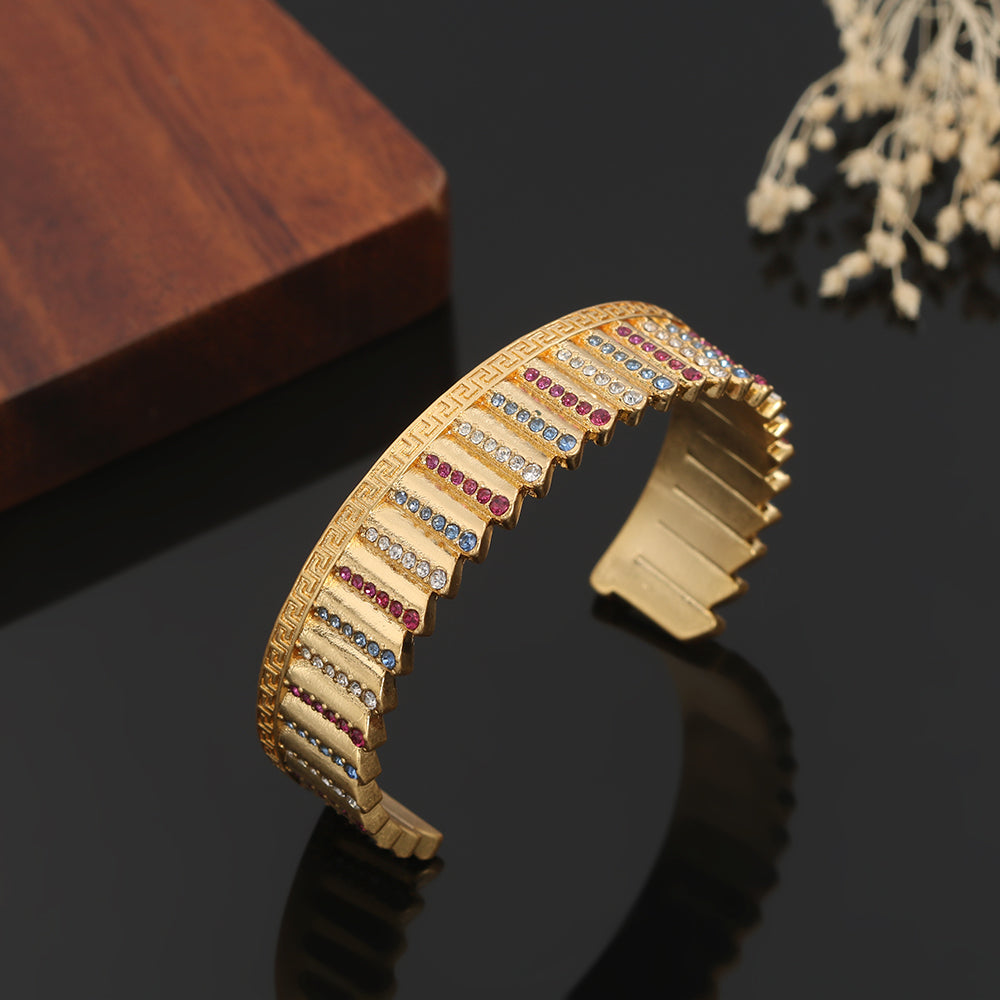 18K Ver Triomphe Open Cuff Bracelet