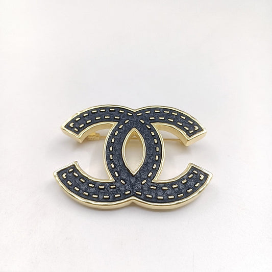18K CC Black Brooch