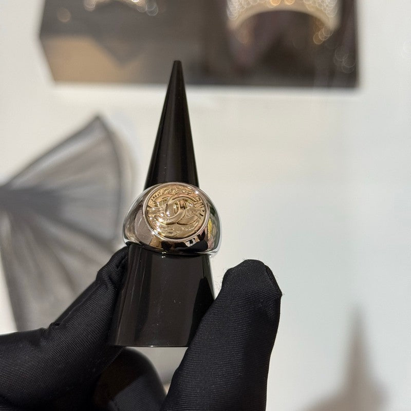 18K CC 25K Black Gold Heart Ring