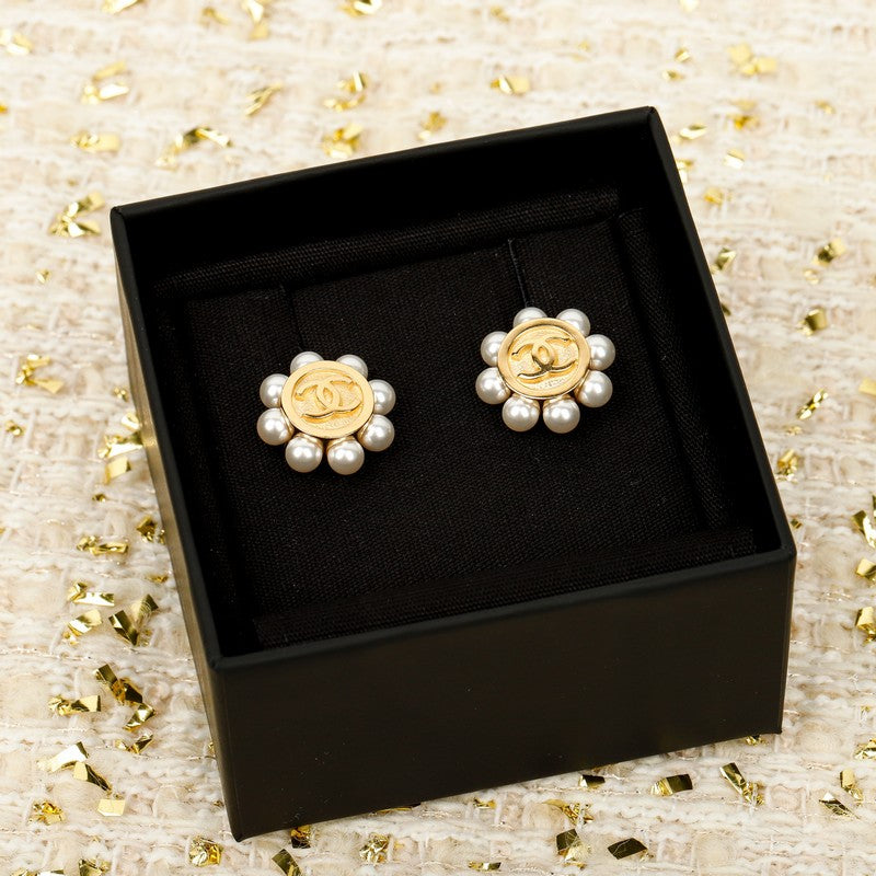18K CC Pearl Gold Earrings