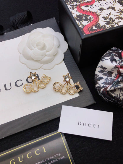 18K Double G Script Star Earrings