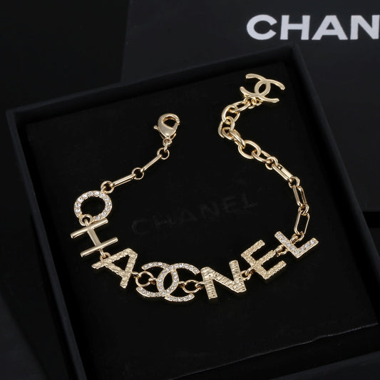 18K CC Script Chain Bracelet
