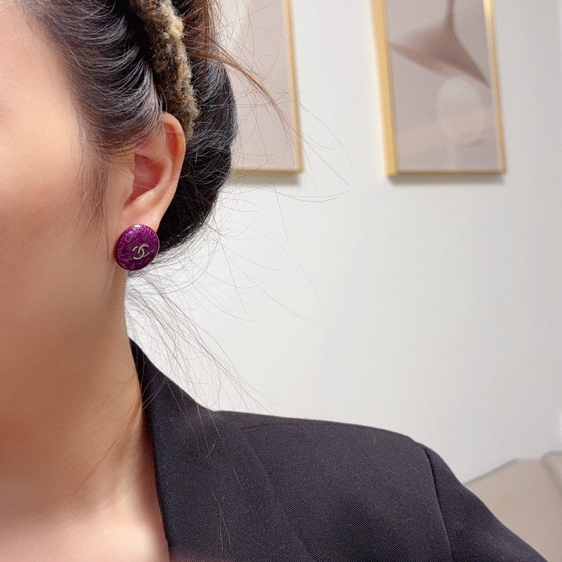 18K CC Purple Round Earrings