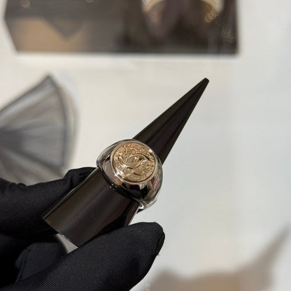 18K CC 25K Black Gold Heart Ring