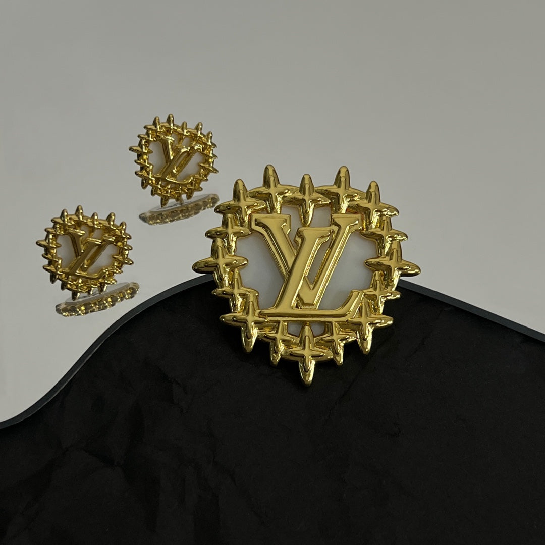 18K Louis Vintage Earrings