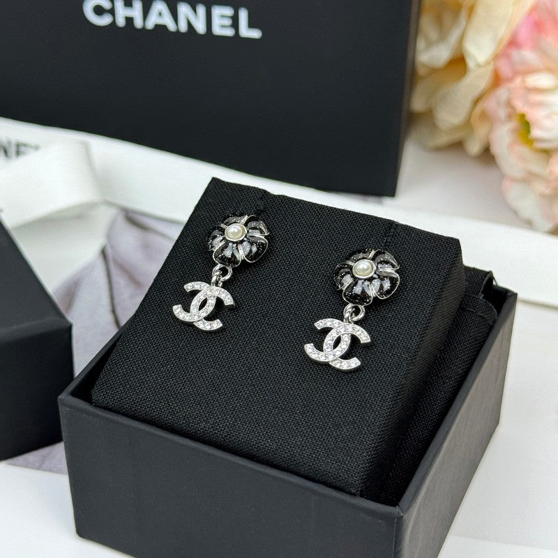 18K CC 26C Diamond Black Camellia Earrings