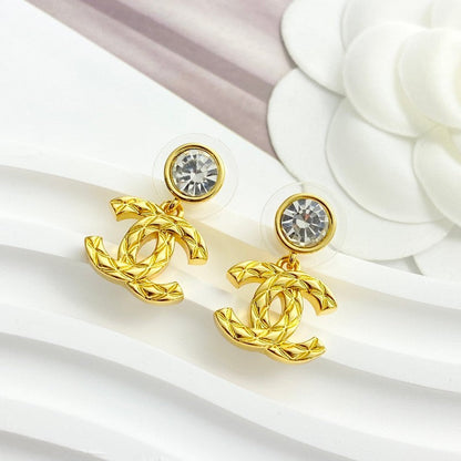 18K CC 26A Diamond Gold Earrings