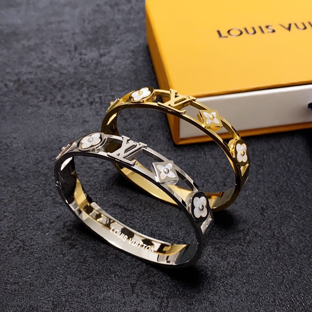 18K Louis Crystal Studded Bracelet