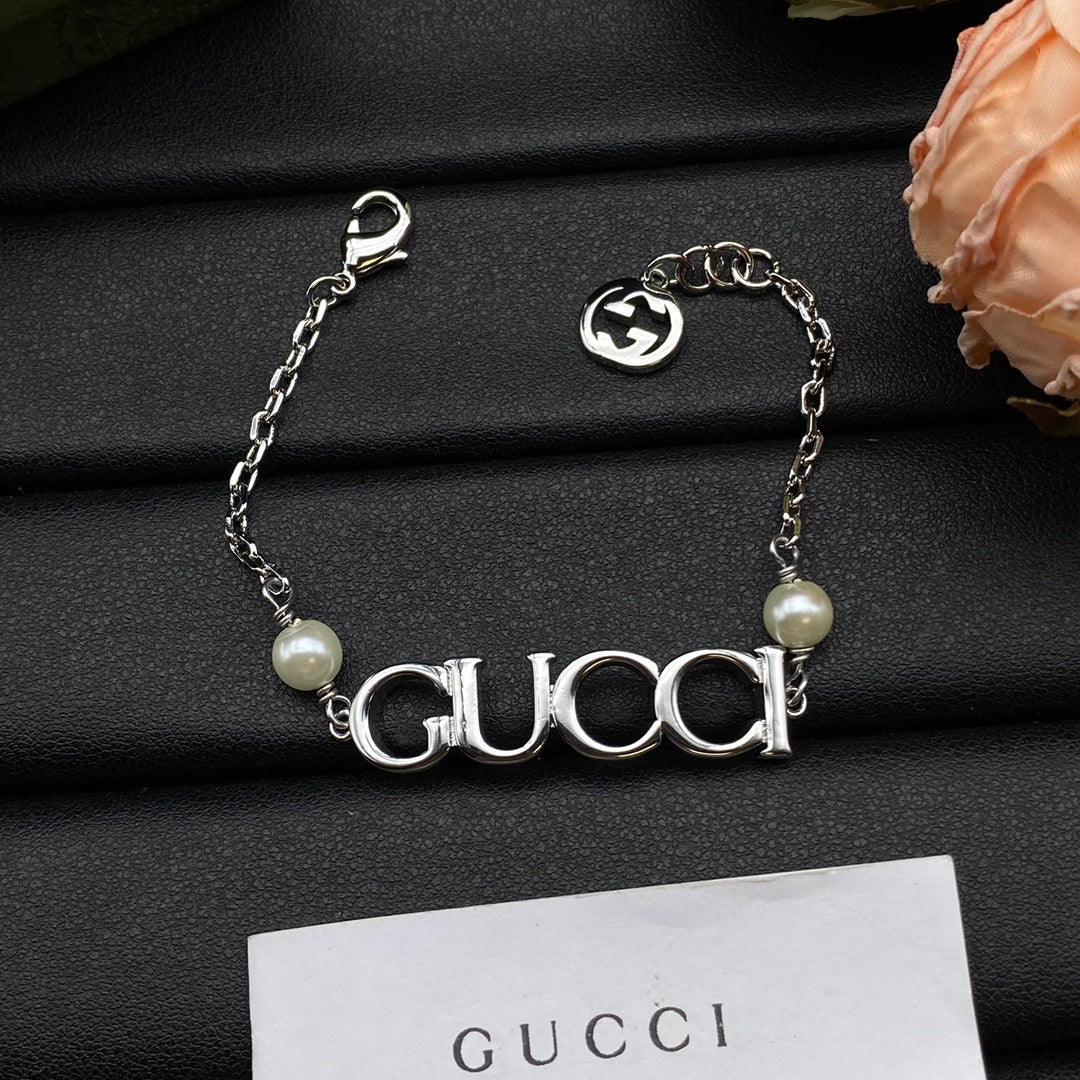 18K Double G Letter Bracelet