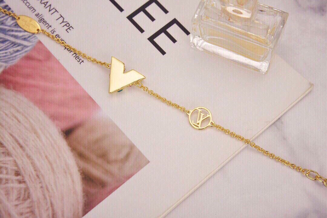 18K Louis Essential V Plan¨¨te Bracelet