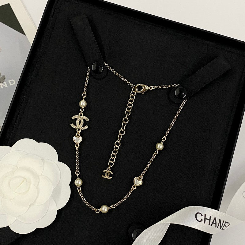 18K CC 25B Heart Crystal Pearl Necklace