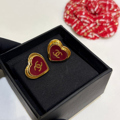 18K CC 26P Black & Red Heart Earrings