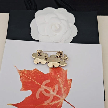 18K CC Blue Flower Diamond Brooch