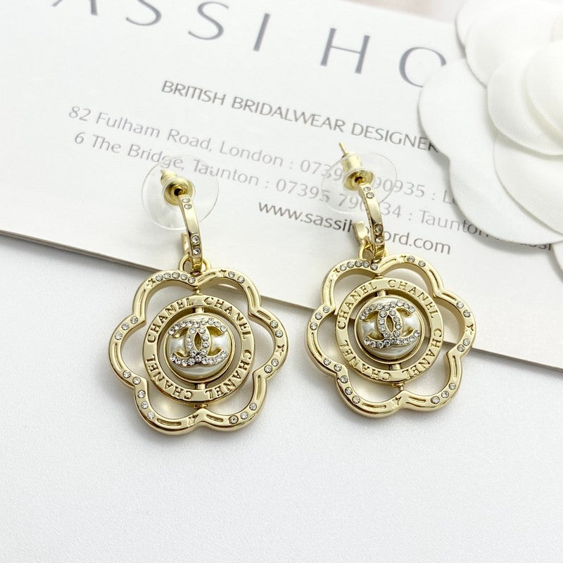 18K CC Camellia Gold Earrings
