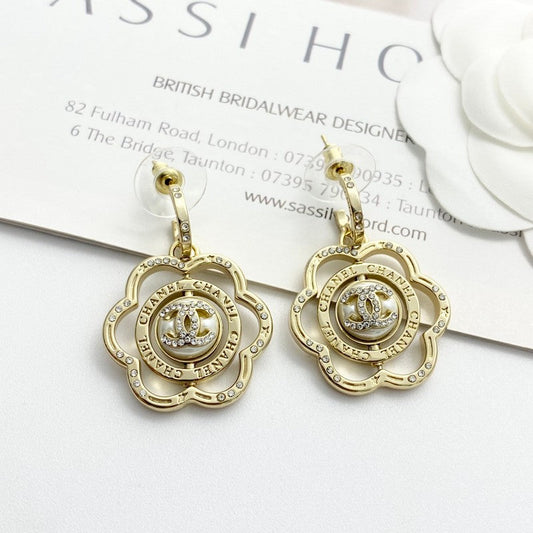 18K CC Camellia Gold Earrings