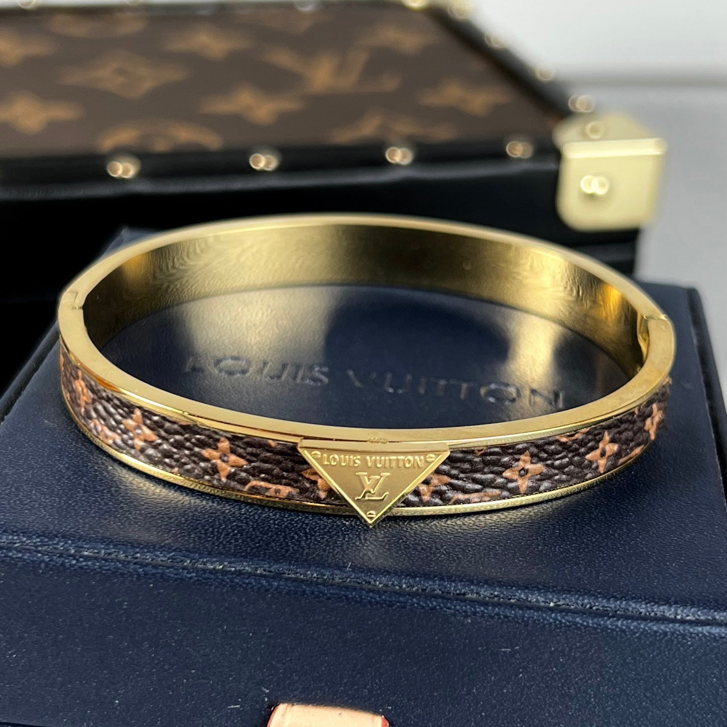 18K Louis Vintage Leather Bracelet