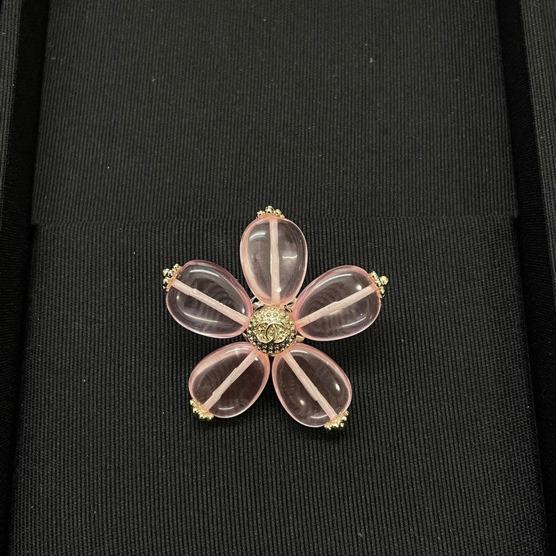 18K CC Pink Resin Flower Brooch