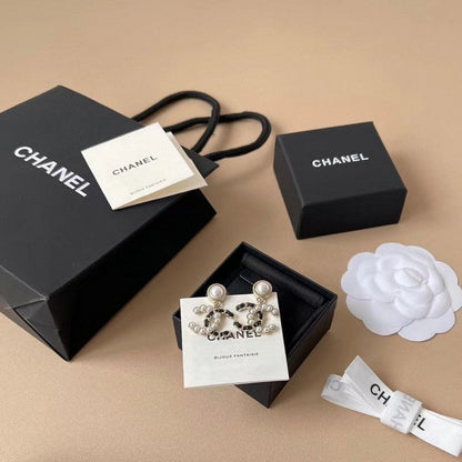 18K CC 25K Black & Pearls Gold Earrings