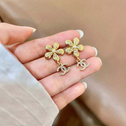 18K CC Diamond Flower Gold Earrings