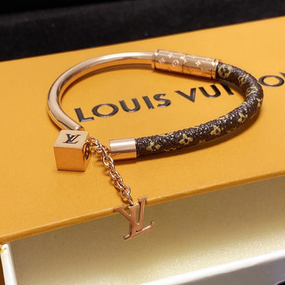 18K Louis Dice Bracelet