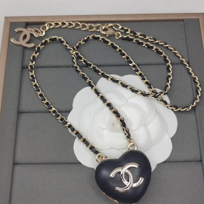 18K CC Black Heart Gold Necklace